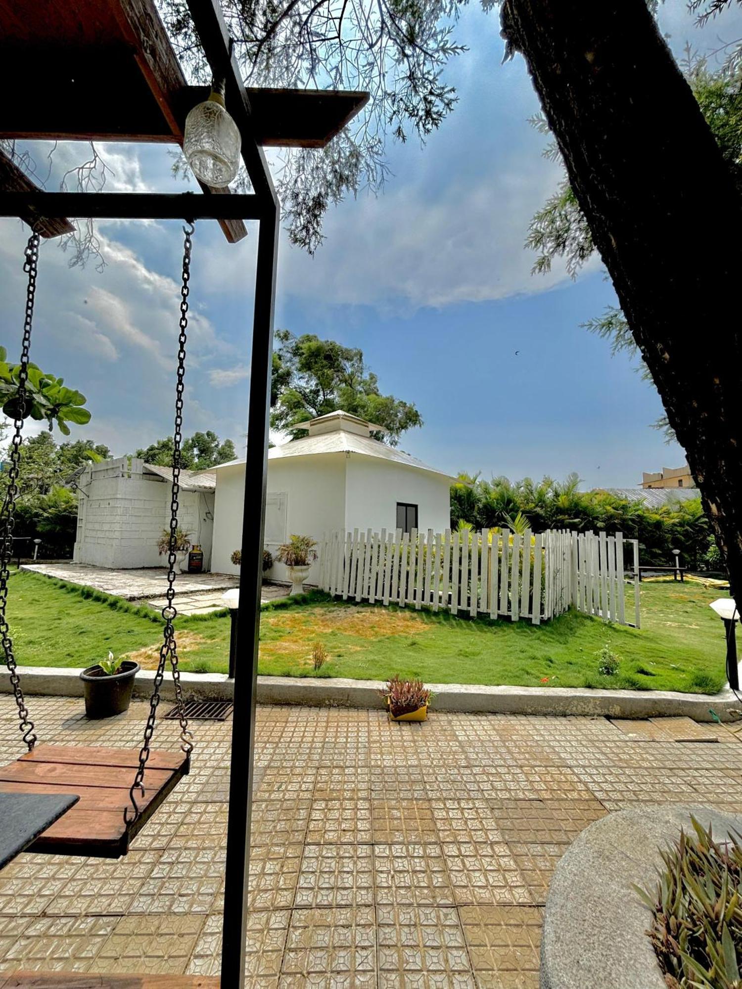 Glass House With Pvt Pool By Miracle Resort & Villa لونافالا المظهر الخارجي الصورة